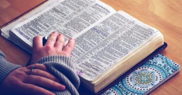 5 Bible Verses for When You’re Worried