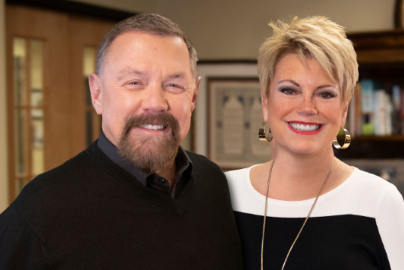 Pastor's Larry & Tiz Huch